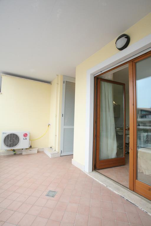 Suite Andrea Fiumicino Zimmer foto